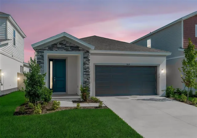 Photo 3 of Single family home for sale at 8124 Sunny Point Trl, Parrish, FL 34219 | MLS# G5113204 | Listing updated on 2026-10-02