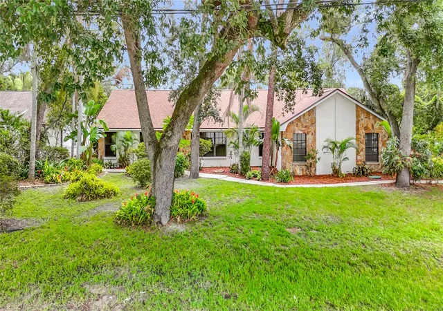 2nd image of 12721 N Armenia Ave, Tampa, FL 33612 | MLS# TB8515709