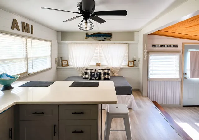 Photo 3 of Manufactured home for sale at 3717 115th Street Ct W, Bradenton, FL 34210 | MLS# A4696025 | Listing updated on 2026-08-17