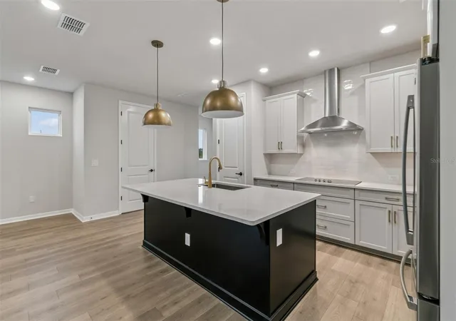 4th image of 3211 Voyager Ave, Saint Cloud, FL 34771 | MLS# TB8516253