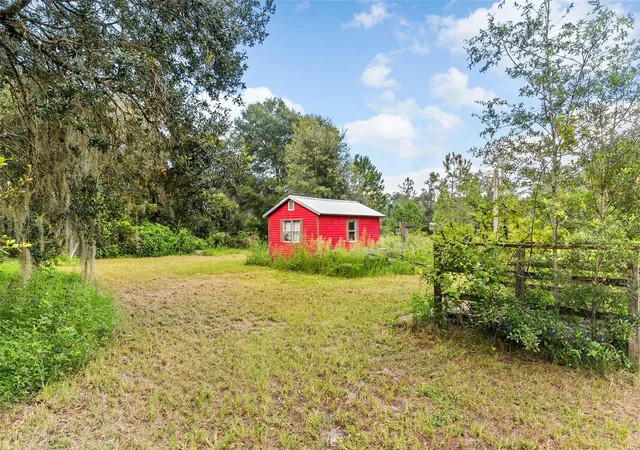 Photo 35 of Single family home for sale at 13621 Mcintosh Rd, THONOTOSASSA, FL 33592 | MLS# TB8516271 | Listing updated on 2026-10-07