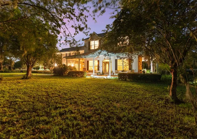 Photo 3 of Single family home for sale at 13621 Mcintosh Rd, Thonotosassa, FL 33592 | MLS# TB8516271 | Listing updated on 2026-10-07