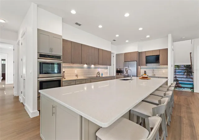 4th image of 381 Nolane Ln, Polk City, FL 33868 | MLS# O6415348