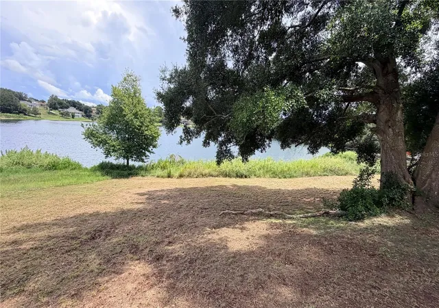 4th image of 0 S Lakeshore Ct, Eustis, FL 32726 | MLS# O6416869
