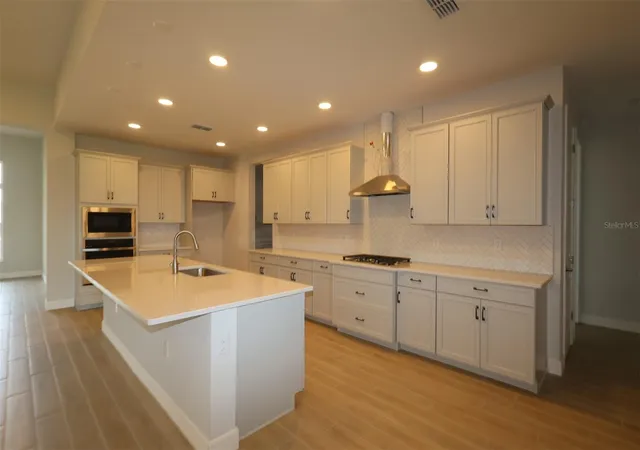 3rd image of 3193 Wolf Lake Ave, Apopka, FL 32712 | MLS# O6417013