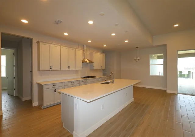 5th image of 3193 Wolf Lake Ave, Apopka, FL 32712 | MLS# O6417013