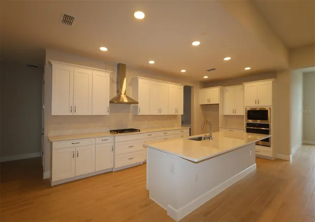 3rd image of 3223 Roseville Dr, Apopka, FL 32712 | MLS# O6417308