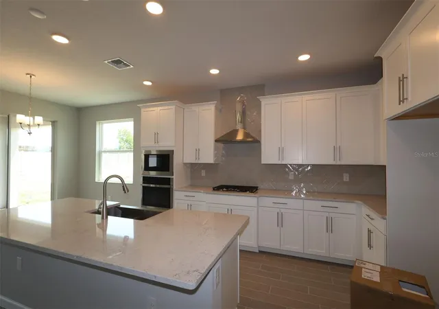 3rd image of 3206 Wolf Lake Ave, Apopka, FL 32712 | MLS# O6417372