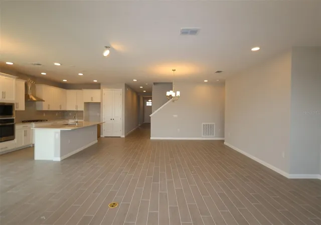 5th image of 3206 Wolf Lake Ave, Apopka, FL 32712 | MLS# O6417372