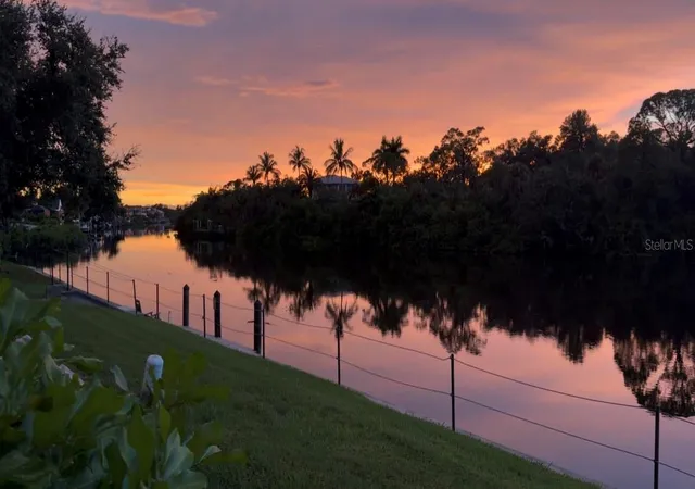Photo 3 of Sale Pending at 2126 Riverbluff Pkwy #V323, Sarasota, FL 34231 | MLS# A4697397 | Listing updated on 2026-09-04