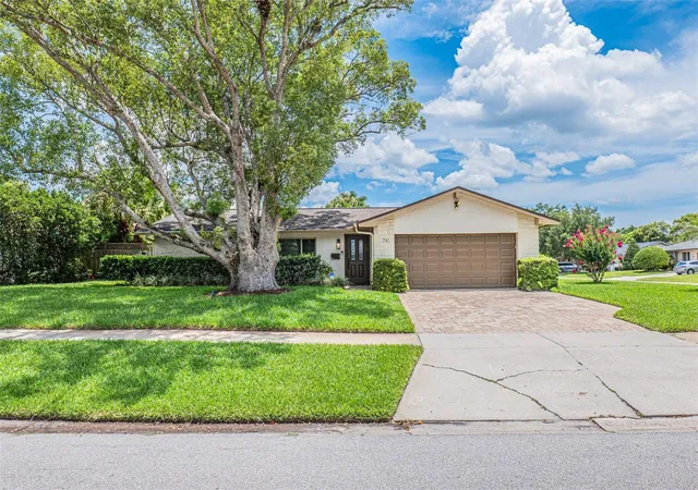 2nd image of 741 Brookside Rd, Maitland, FL 32751 | MLS# S5152100