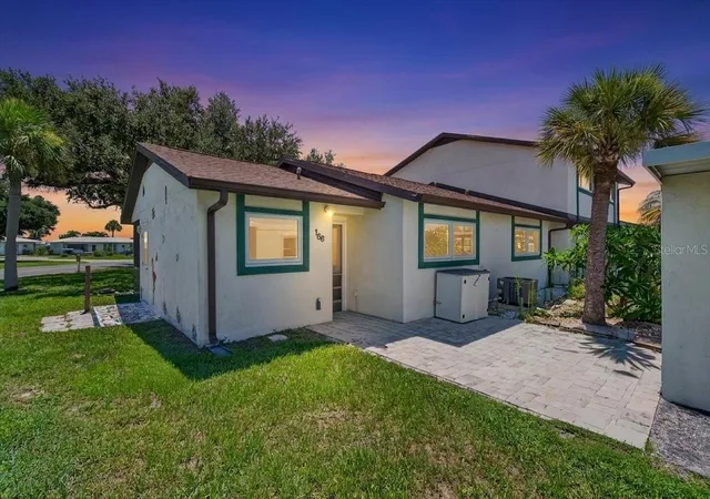 3rd image of 166 Circlewood Dr #101, Venice, FL 34293 | MLS# A4697468