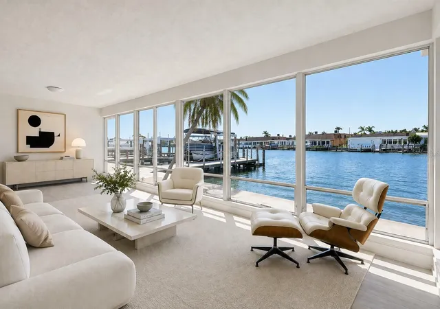 Photo 2 of Single family home for sale at 594 Boca Ciega Point Blvd N, St Petersburg, FL 33708 | MLS# TB8520849 | Listing updated on 2026-08-19