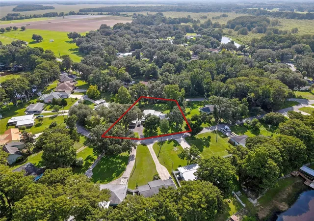 4th image of 7633 S Crescent Loop, Floral City, FL 34436 | MLS# W7886882