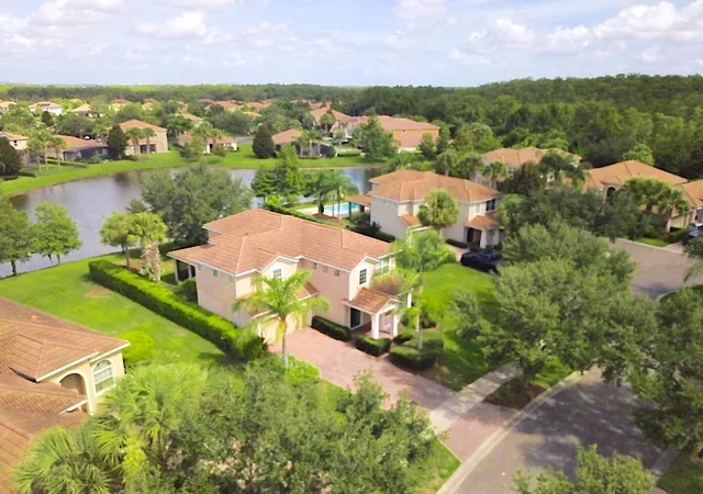 Photo 3 of Single family home for sale at 11848 Zelkova Ln, Orlando, FL 32827 | MLS# O6418428 | Listing updated on 2026-08-19