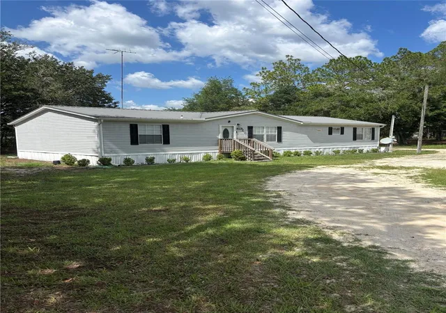 2nd image of 8890 Se 66th Cir, Trenton, FL 32693 | MLS# GC541441