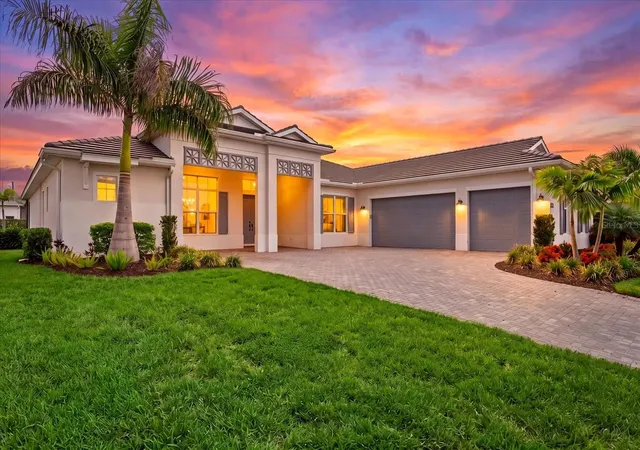 Photo 4 of Single family home for sale at 8133 Nevis Run, Lakewood Ranch, FL 34202 | MLS# A4698345 | Listing updated on 2026-10-21