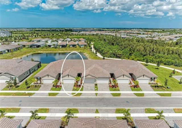 2nd image of 17827 Stillness Ct, Venice, FL 34293 | MLS# N6144847