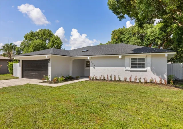 2nd image of 726 Forest Glen Ct, Maitland, FL 32751 | MLS# O6420590
