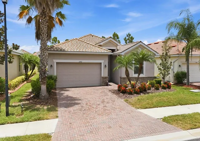 Photo 1 of Single family home for sale at 11702 Anhinga Ave, Venice, FL 34292 | MLS# N6144856 | Listing updated on 2026-08-31