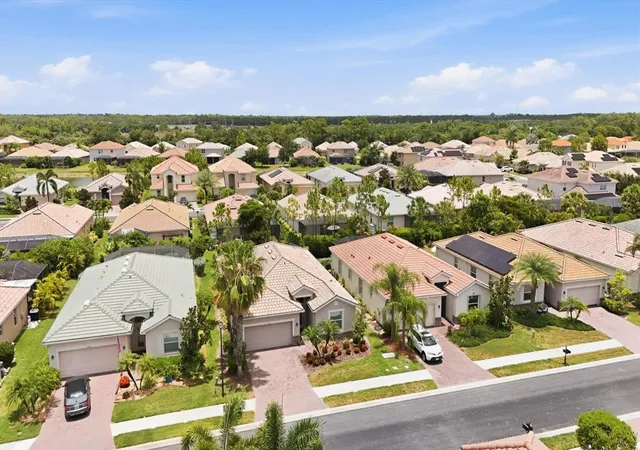 Photo 3 of Single family home for sale at 11702 Anhinga Ave, Venice, FL 34292 | MLS# N6144856 | Listing updated on 2026-08-31