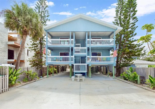2nd image of 812 Gulf Blvd #3, Indian Rocks Beach, FL 33785 | MLS# TB8524687