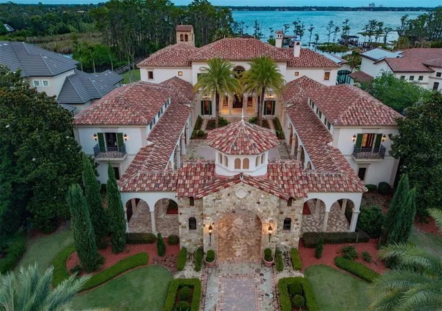 Photo 1 of Mansion for sale at 6119 Grosvenor Shore Dr, Windermere, FL 34786 | MLS# O6421205 | Listing updated on 2026-08-18