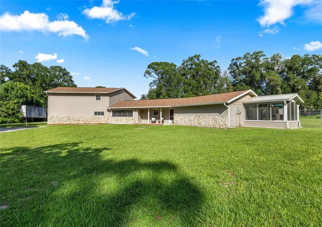3rd image of 2809 Ne 49Th St, Ocala, FL 34479 | MLS# OM727685