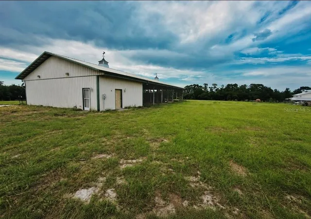 Photo 4 of Single family home for sale at 24087 Twister Ln, Brooksville, FL 34602 | MLS# W7887276 | Listing updated on 2026-08-25