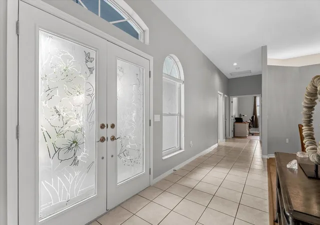 Photo 5 of Single family home for sale at 288 Venice Golf Clb Dr, Venice, FL 34292 | MLS# N6144911 | Listing updated on 2026-08-29