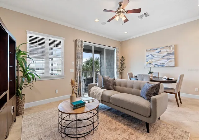 3rd image of 6043 Anchorage Wy S, Saint Petersburg, FL 33712 | MLS# TB8525451
