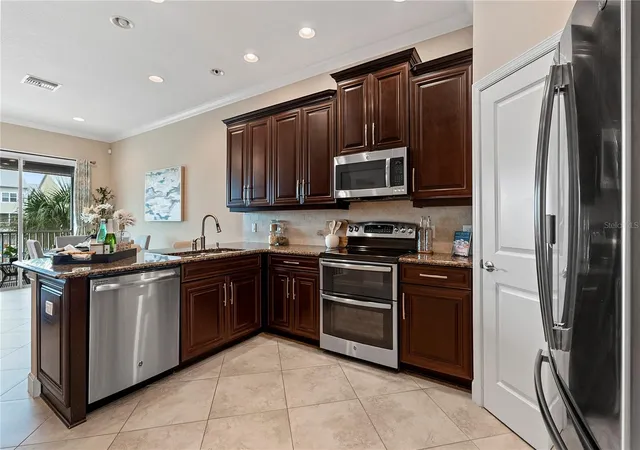 4th image of 6043 Anchorage Wy S, Saint Petersburg, FL 33712 | MLS# TB8525451