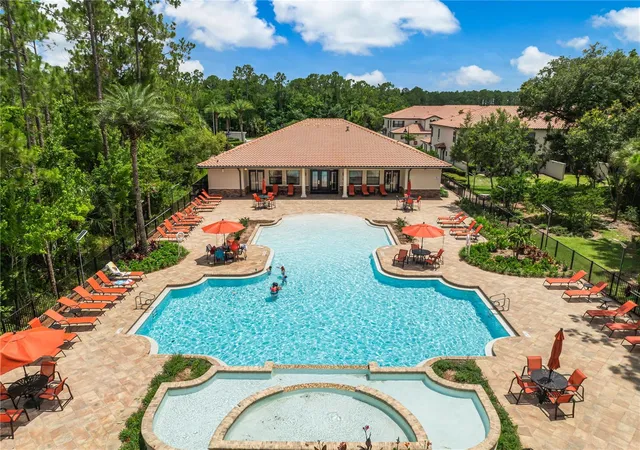 Photo 4 of Sale Pending at 8221 Roseville Rd, Davenport, FL 33896 | MLS# S5152962 | Listing updated on 2026-10-01