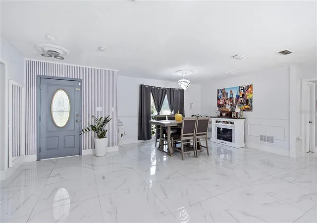 5th image of 1124 King Arthur Ct, Valrico, FL 33594 | MLS# TB8525672
