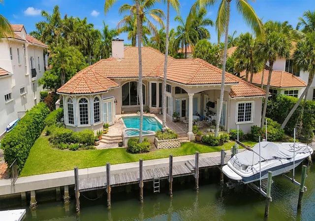 2nd image of 785 Harbour Isle Pl, West Palm Beach, FL 33410 | MLS# TB8525793