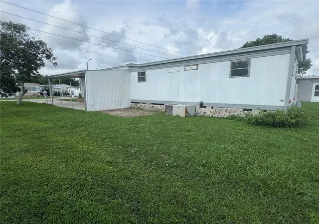 Photo 3 of Manufactured home for sale at 37309 8th Avenue #161, Zephyrhills, FL 33542 | MLS# TB8525974 | Listing updated on 2026-08-19
