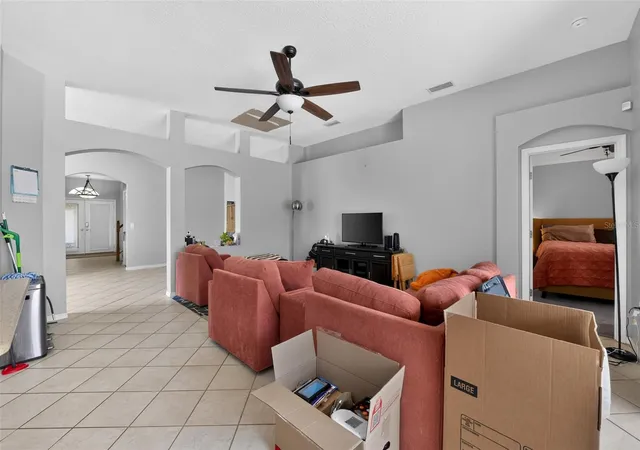Photo 3 of Single family home for sale at 6717 Guilford Crst Dr, Apollo Beach, FL 33572 | MLS# O6422544 | Listing updated on 2026-09-30