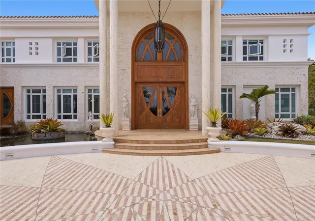 Photo 2 of Mansion for sale at 187 Gorrion St, San Juan, PR 00926 | MLS# PR9122575 | Listing updated on 2026-08-19