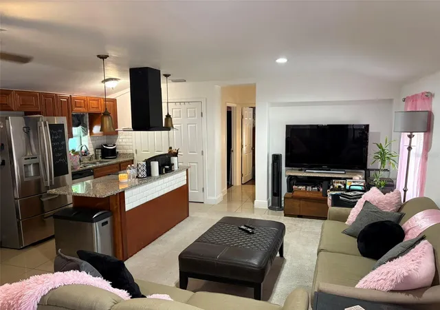 Photo 3 of Single family home for sale at 2415 Mayer St, Orlando, FL 32806 | MLS# O6422915 | Listing updated on 2026-09-07