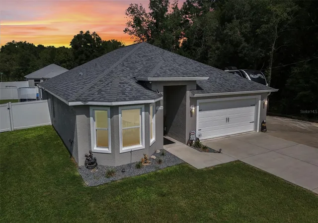 Photo 3 of Single family home for sale at 12244 Se 86th Court, Belleview, FL 34420 | MLS# O6423089 | Listing updated on 2026-09-06