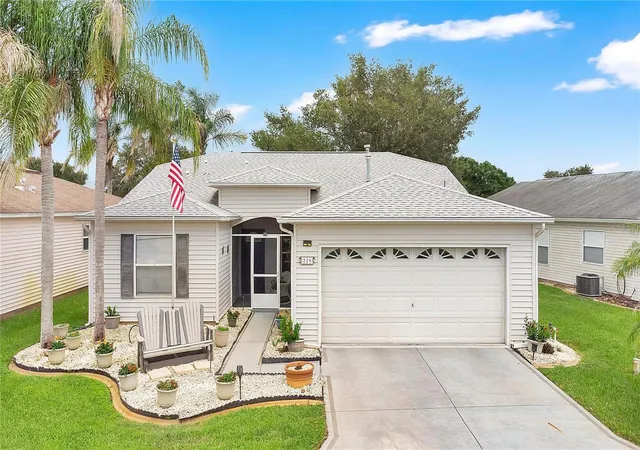 Photo 1 of Single family home for sale at 228 Grand Vista Trl, Leesburg, FL 34748 | MLS# G5114775 | Listing updated on 2026-10-12