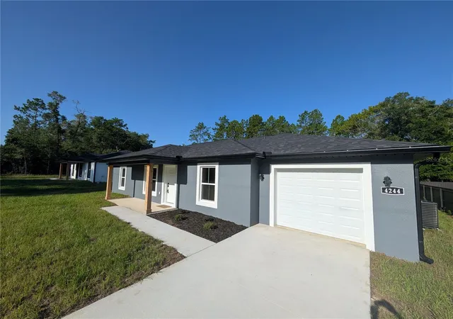 Photo 2 of Single family home for sale at 4244 Sw 157th Court, Ocala, FL 34481 | MLS# OM728072 | Listing updated on 2026-08-28