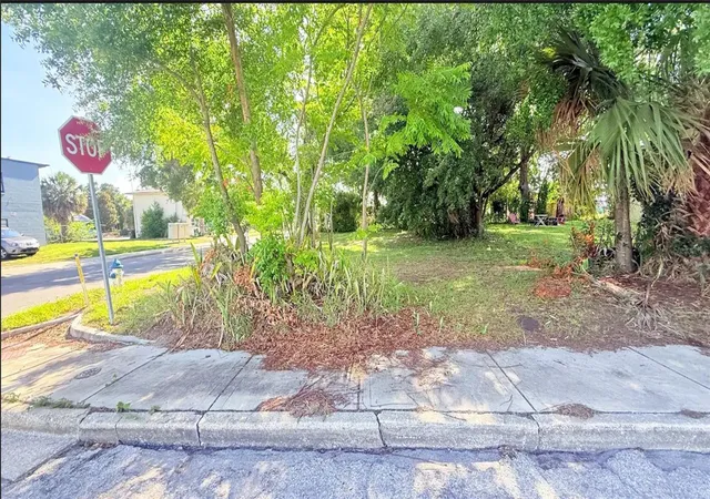 Photo 1 of Land for sale at 202 Mcquigg Ave, Orlando, FL 32805 | MLS# O6423267 | Listing updated on 2026-08-16