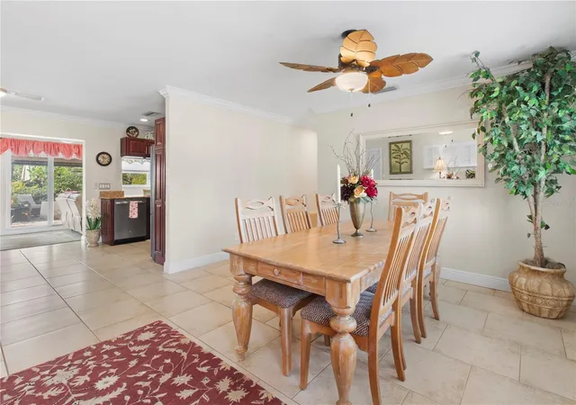 Photo 4 of Single family home for sale at 3326 Bougainvillea St, Sarasota, FL 34239 | MLS# A4699399 | Listing updated on 2026-09-04
