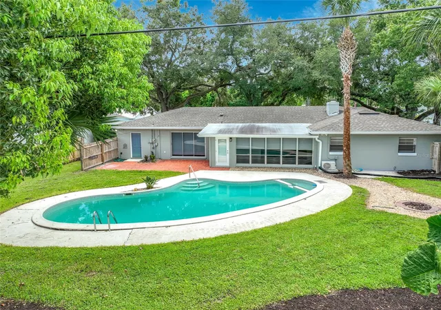 3rd image of 411 Monticello Dr, Altamonte Springs, FL 32701 | MLS# O6423532