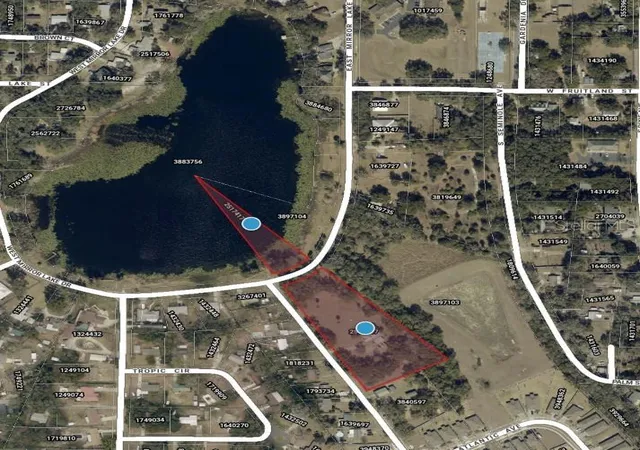 2nd image of 511 E Mirror Lake Dr, Fruitland Park, FL 34731 | MLS# G5114834