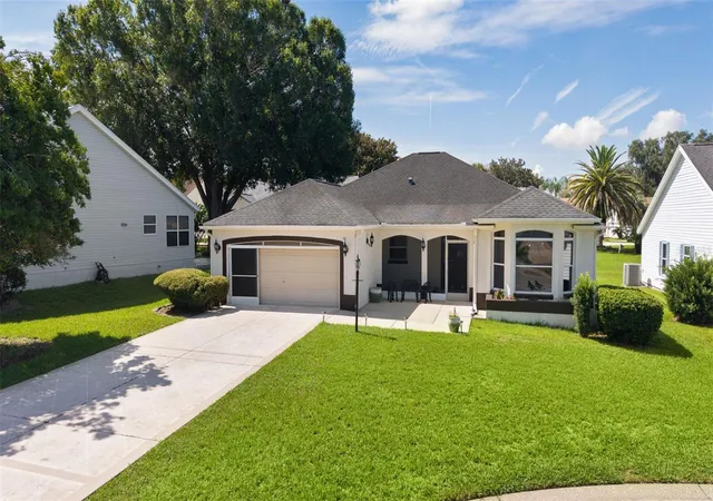 2nd image of 1012 Diego Ct, Lady Lake, FL 32159 | MLS# G5114861