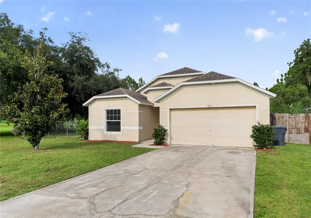 Photo 1 of Single family home for sale at 725 Robin Ct, Kissimmee, FL 34759 | MLS# O6423849 | Listing updated on 2026-09-02