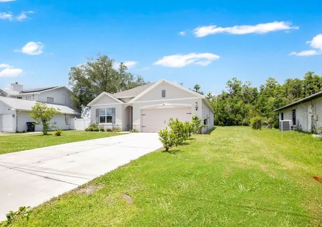 Photo 2 of Single family home for sale at 628 Reindeer Dr, Kissimmee, FL 34759 | MLS# O6423952 | Listing updated on 2026-10-17