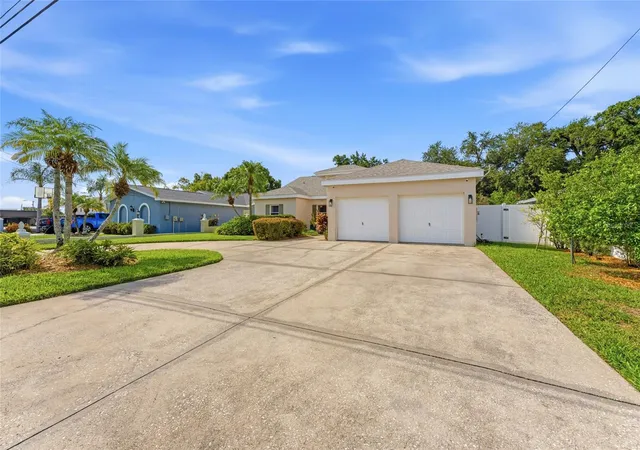 3rd image of 2708 W Osborne Ave, Tampa, FL 33614 | MLS# TB8527828
